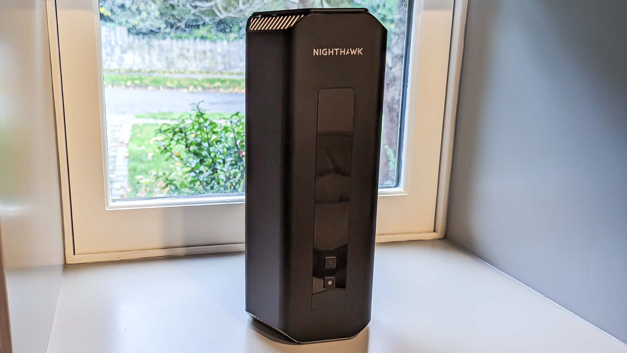 Netgear Nighthawk RS700S